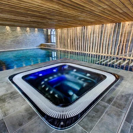 The Drus Luxury With And Indoor Pool Apartamento